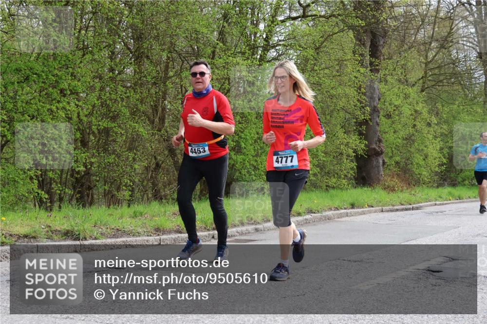 12.04.2026 - 45. Internationalen Wilhelmsburger Insellauf Yannick Fuchs http://msf.ph/oto/9505610 12.04.2026 12:57:09 Laufen 4453, 4777, 9 meine-sportfotos.de