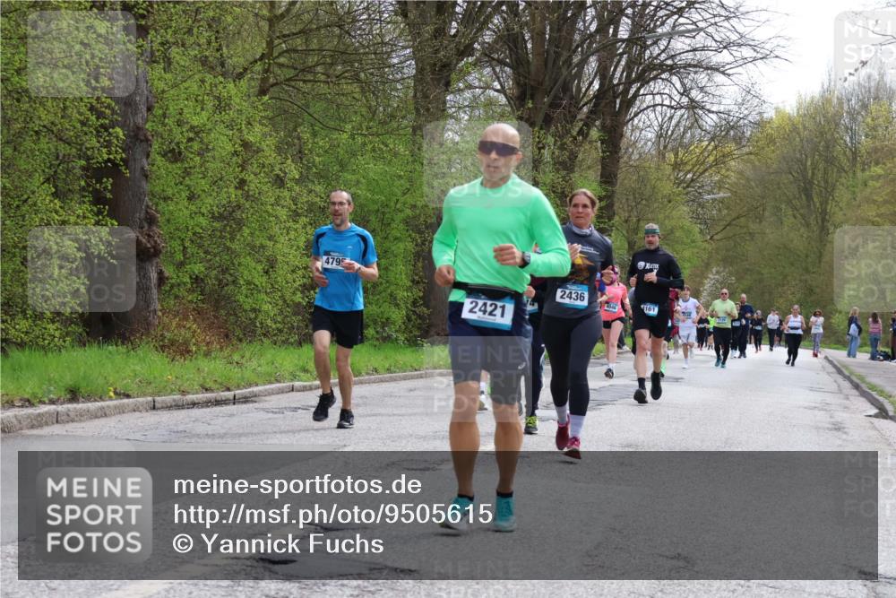 12.04.2026 - 45. Internationalen Wilhelmsburger Insellauf Yannick Fuchs http://msf.ph/oto/9505615 12.04.2026 12:57:10 Laufen 4795, 2421, 2436, 4046, 161 meine-sportfotos.de
