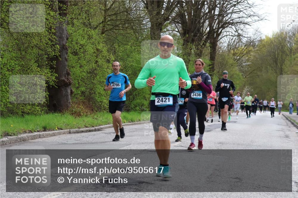 12.04.2026 - 45. Internationalen Wilhelmsburger Insellauf Yannick Fuchs http://msf.ph/oto/9505617 12.04.2026 12:57:11 Laufen 4795, 2421, 74, 2436, 046, 4161 meine-sportfotos.de