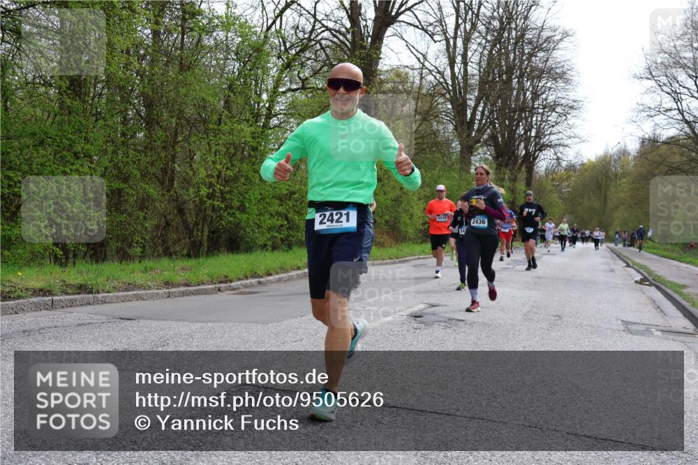 12.04.2026 - 45. Internationalen Wilhelmsburger Insellauf Yannick Fuchs http://msf.ph/oto/9505626 12.04.2026 12:57:12 Laufen 2421, 5510, 2436 meine-sportfotos.de