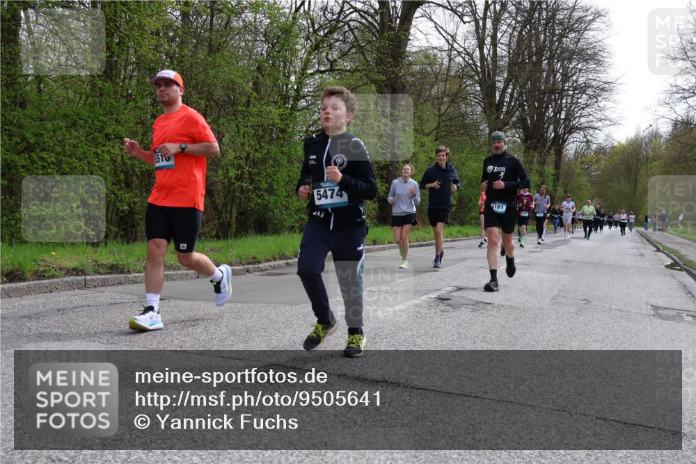 12.04.2026 - 45. Internationalen Wilhelmsburger Insellauf Yannick Fuchs http://msf.ph/oto/9505641 12.04.2026 12:57:15 Laufen 5510, 5474, 161 meine-sportfotos.de