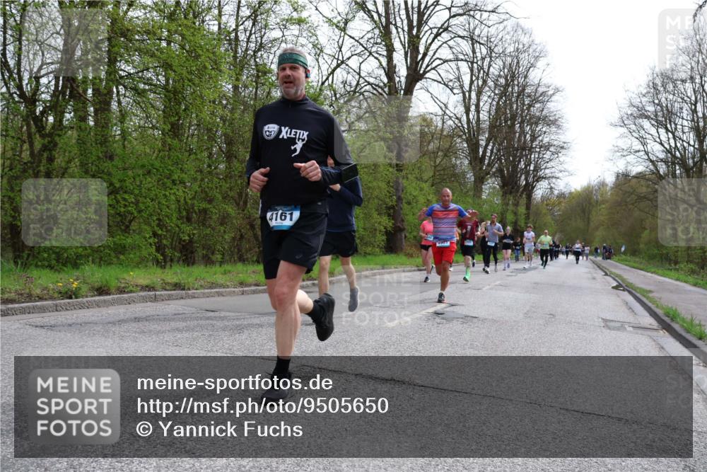 12.04.2026 - 45. Internationalen Wilhelmsburger Insellauf Yannick Fuchs http://msf.ph/oto/9505650 12.04.2026 12:57:17 Laufen 4161 meine-sportfotos.de