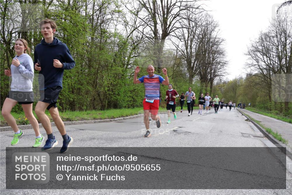 12.04.2026 - 45. Internationalen Wilhelmsburger Insellauf Yannick Fuchs http://msf.ph/oto/9505655 12.04.2026 12:57:18 Laufen 4507, 2925 meine-sportfotos.de