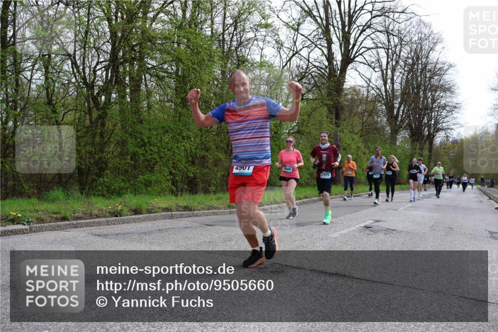 12.04.2026 - 45. Internationalen Wilhelmsburger Insellauf Yannick Fuchs http://msf.ph/oto/9505660 12.04.2026 12:57:19 Laufen 4907, 4046, 2925, 2219, 2337 meine-sportfotos.de