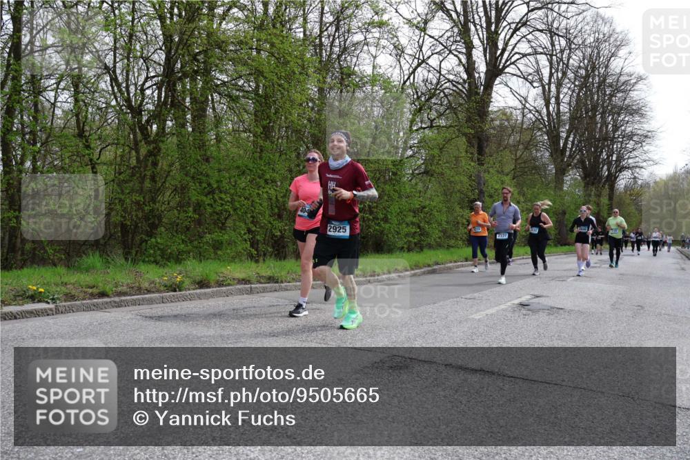 12.04.2026 - 45. Internationalen Wilhelmsburger Insellauf Yannick Fuchs http://msf.ph/oto/9505665 12.04.2026 12:57:20 Laufen 404, 2925, 2219, 2337, 4940 meine-sportfotos.de