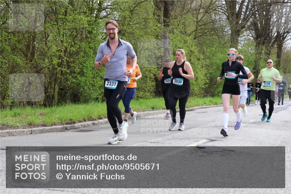 12.04.2026 - 45. Internationalen Wilhelmsburger Insellauf Yannick Fuchs http://msf.ph/oto/9505671 12.04.2026 12:57:21 Laufen 49, 3120, 3025, 3030, 2337, 804 meine-sportfotos.de