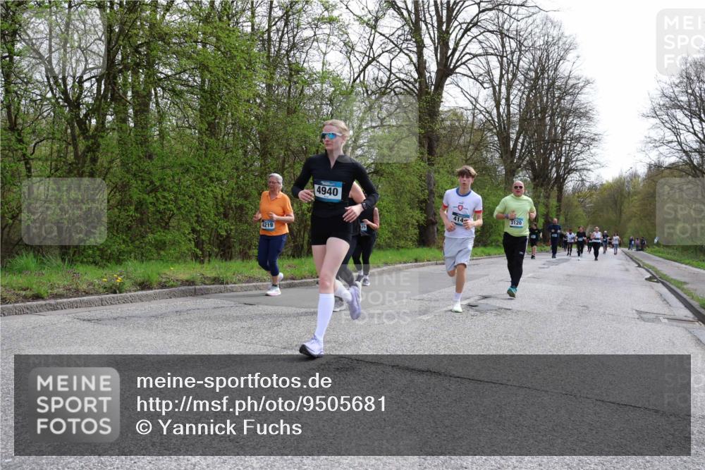 12.04.2026 - 45. Internationalen Wilhelmsburger Insellauf Yannick Fuchs http://msf.ph/oto/9505681 12.04.2026 12:57:23 Laufen 4219, 4940, 414, 3120 meine-sportfotos.de