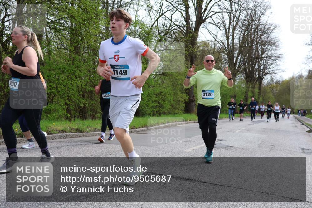12.04.2026 - 45. Internationalen Wilhelmsburger Insellauf Yannick Fuchs http://msf.ph/oto/9505687 12.04.2026 12:57:24 Laufen 3030, 3025, 4149, 3120 meine-sportfotos.de
