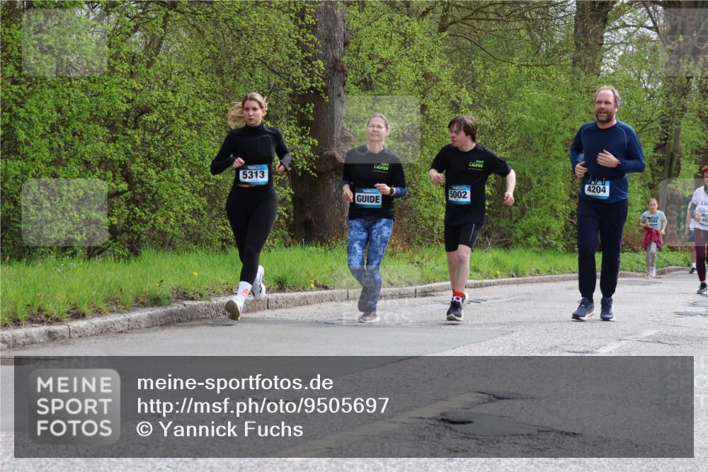 12.04.2026 - 45. Internationalen Wilhelmsburger Insellauf Yannick Fuchs http://msf.ph/oto/9505697 12.04.2026 12:57:28 Laufen 5313, 5002, 4204, 46 meine-sportfotos.de