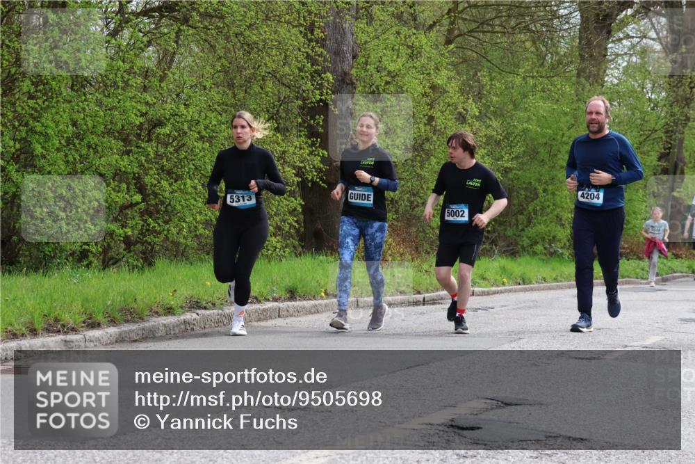 12.04.2026 - 45. Internationalen Wilhelmsburger Insellauf Yannick Fuchs http://msf.ph/oto/9505698 12.04.2026 12:57:28 Laufen 5313, 5002, 4204, 5088 meine-sportfotos.de