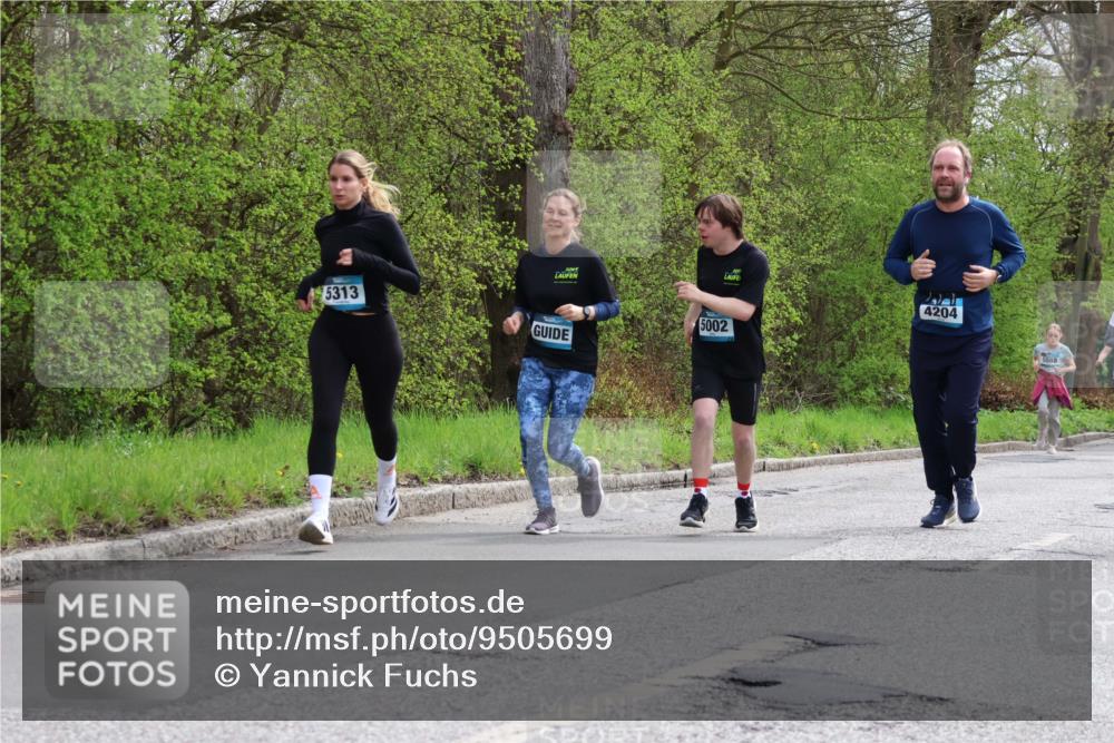 12.04.2026 - 45. Internationalen Wilhelmsburger Insellauf Yannick Fuchs http://msf.ph/oto/9505699 12.04.2026 12:57:28 Laufen 5313, 5002, 4204, 5088 meine-sportfotos.de