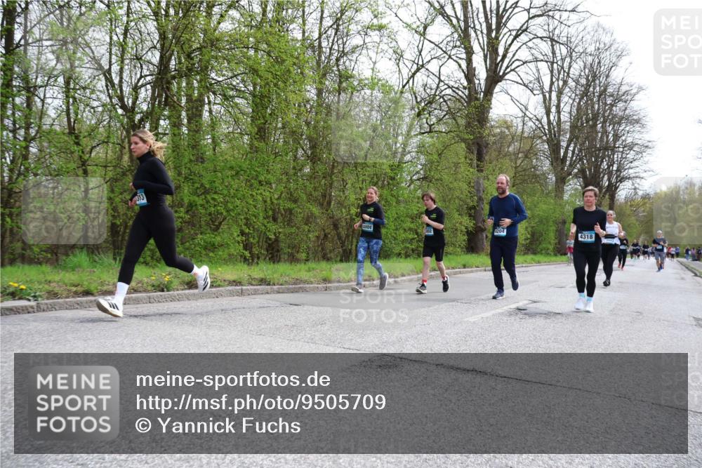 12.04.2026 - 45. Internationalen Wilhelmsburger Insellauf Yannick Fuchs http://msf.ph/oto/9505709 12.04.2026 12:57:30 Laufen 313, 4204, 4318 meine-sportfotos.de