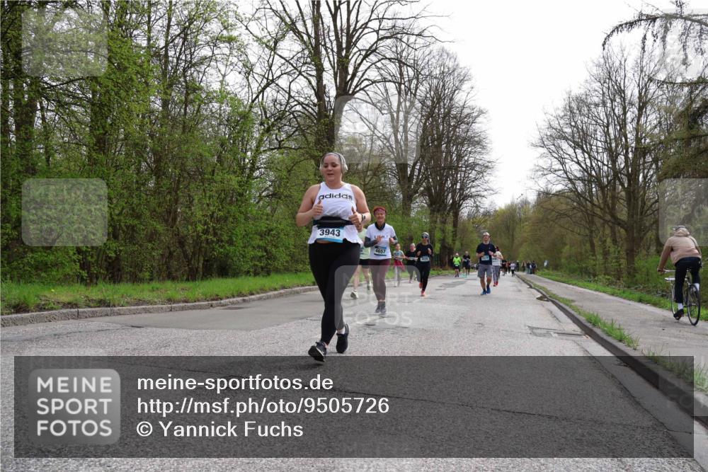 12.04.2026 - 45. Internationalen Wilhelmsburger Insellauf Yannick Fuchs http://msf.ph/oto/9505726 12.04.2026 12:57:34 Laufen 3943, 4657 meine-sportfotos.de