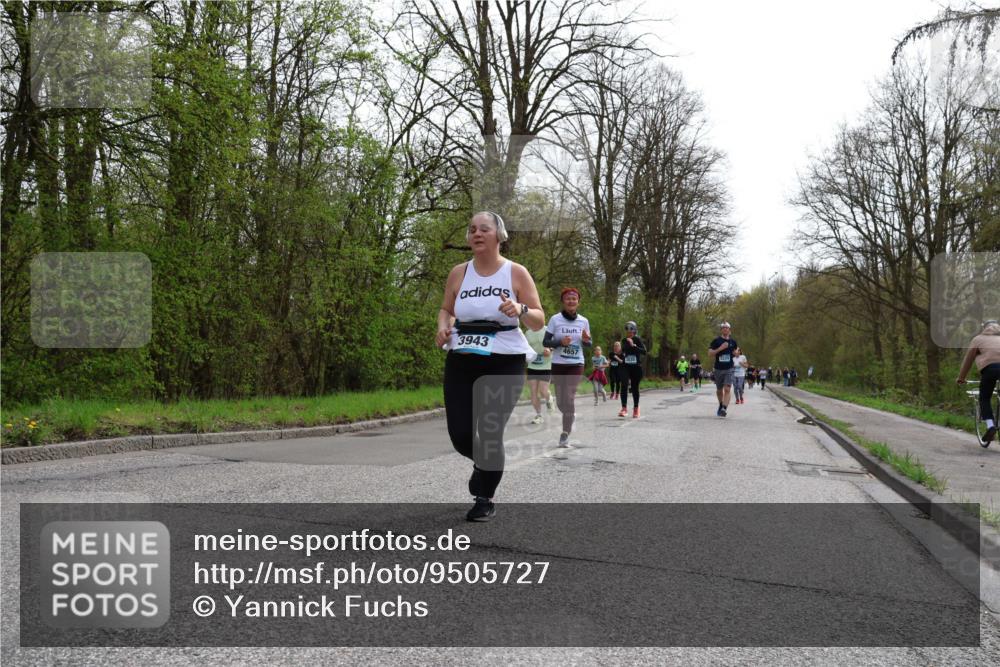 12.04.2026 - 45. Internationalen Wilhelmsburger Insellauf Yannick Fuchs http://msf.ph/oto/9505727 12.04.2026 12:57:34 Laufen 3943, 4657 meine-sportfotos.de