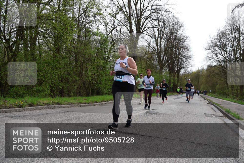 12.04.2026 - 45. Internationalen Wilhelmsburger Insellauf Yannick Fuchs http://msf.ph/oto/9505728 12.04.2026 12:57:34 Laufen 3943, 4657 meine-sportfotos.de