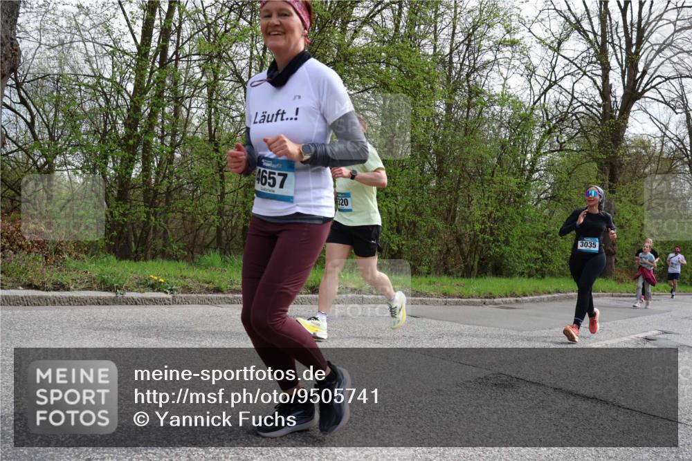 12.04.2026 - 45. Internationalen Wilhelmsburger Insellauf Yannick Fuchs http://msf.ph/oto/9505741 12.04.2026 12:57:36 Laufen 4657, 320, 3035 meine-sportfotos.de
