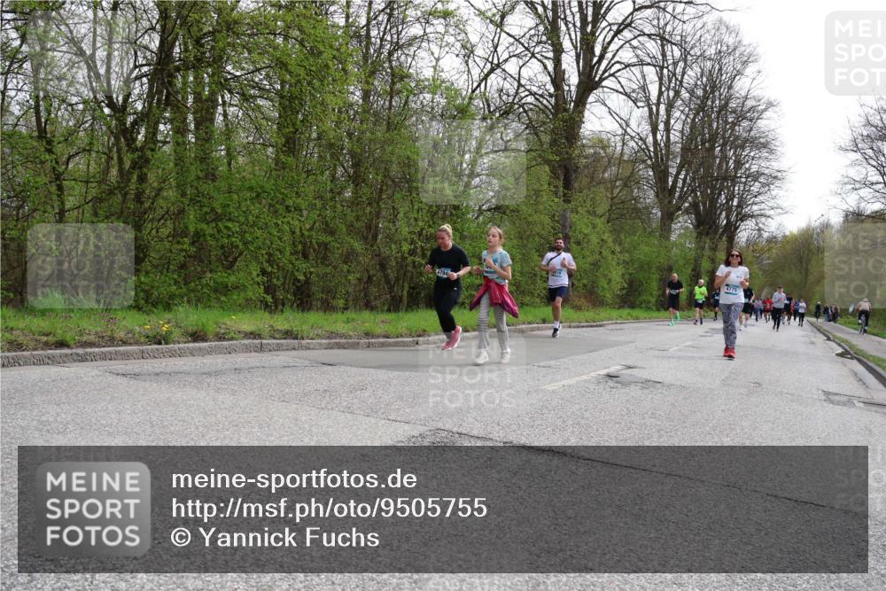 12.04.2026 - 45. Internationalen Wilhelmsburger Insellauf Yannick Fuchs http://msf.ph/oto/9505755 12.04.2026 12:57:39 Laufen 4019, 4775 meine-sportfotos.de
