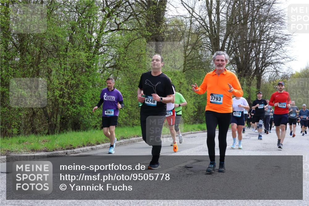 12.04.2026 - 45. Internationalen Wilhelmsburger Insellauf Yannick Fuchs http://msf.ph/oto/9505778 12.04.2026 12:58:16 Laufen 4248, 4961, 624, 3793, 5454, 5324, 4116, 4102, 4092 meine-sportfotos.de