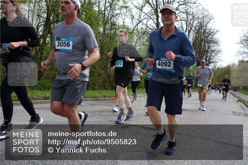 12.04.2026 - 45. Internationalen Wilhelmsburger Insellauf Yannick Fuchs http://msf.ph/oto/9505823 12.04.2026 12:58:26 Laufen 66, 3056, 4973, 2016, 4092, 8440, 5761 meine-sportfotos.de