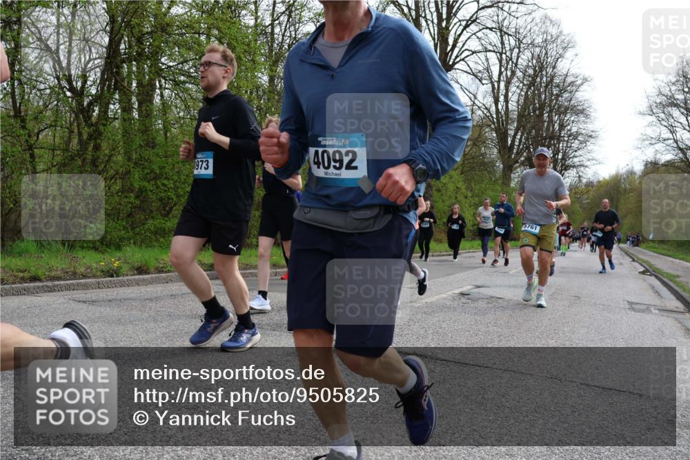 12.04.2026 - 45. Internationalen Wilhelmsburger Insellauf Yannick Fuchs http://msf.ph/oto/9505825 12.04.2026 12:58:26 Laufen 973, 4092, 5761 meine-sportfotos.de