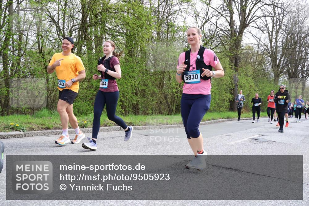 12.04.2026 - 45. Internationalen Wilhelmsburger Insellauf Yannick Fuchs http://msf.ph/oto/9505923 12.04.2026 12:58:50 Laufen 443, 6444, 5830, 4280 meine-sportfotos.de