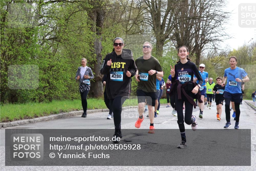 12.04.2026 - 45. Internationalen Wilhelmsburger Insellauf Yannick Fuchs http://msf.ph/oto/9505928 12.04.2026 12:58:51 Laufen 4436, 4280, 2687, 4408, 103, 4356, 5203, 3890 meine-sportfotos.de