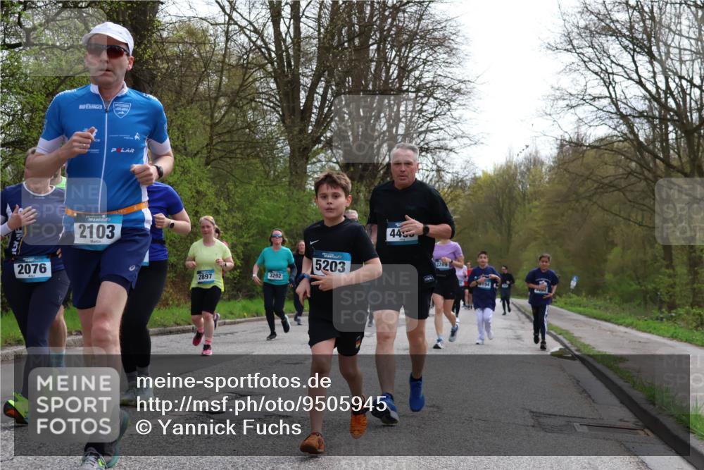 12.04.2026 - 45. Internationalen Wilhelmsburger Insellauf Yannick Fuchs http://msf.ph/oto/9505945 12.04.2026 12:58:54 Laufen 2076, 2103, 2897, 3292, 5203, 4455, 2289, 0194 meine-sportfotos.de