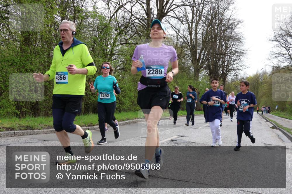 12.04.2026 - 45. Internationalen Wilhelmsburger Insellauf Yannick Fuchs http://msf.ph/oto/9505968 12.04.2026 12:58:59 Laufen 4356, 3292, 2289, 6, 5587, 194, 520 meine-sportfotos.de