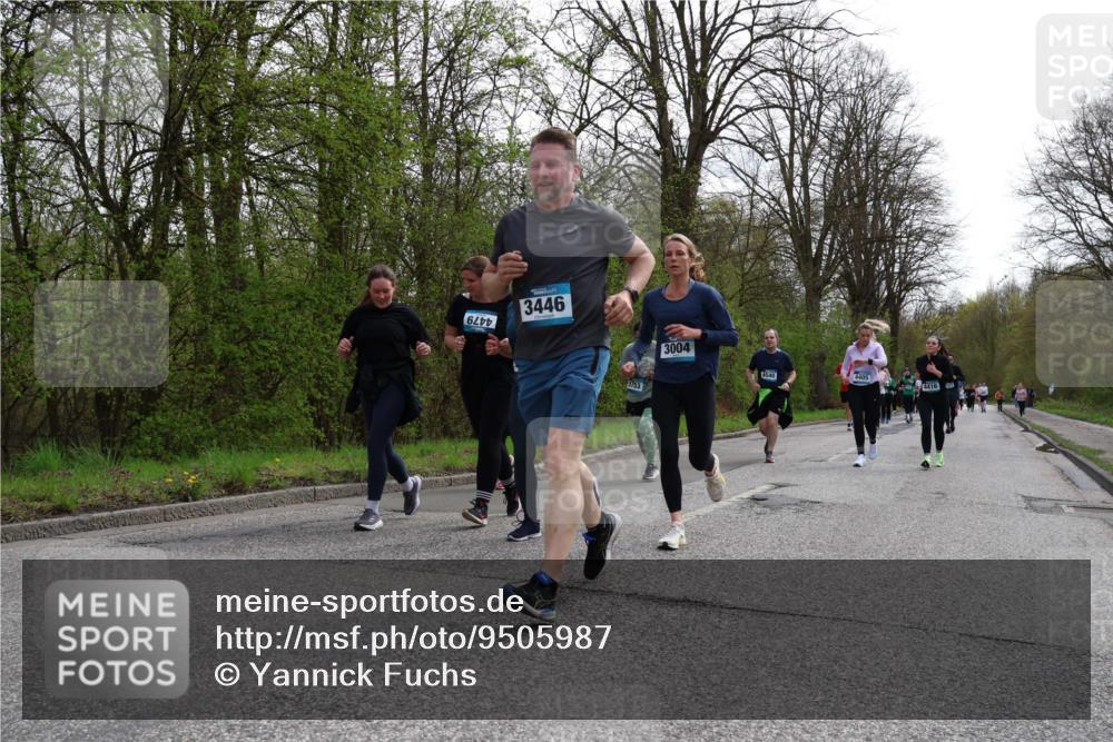 12.04.2026 - 45. Internationalen Wilhelmsburger Insellauf Yannick Fuchs http://msf.ph/oto/9505987 12.04.2026 12:59:02 Laufen 62, 3446, 5753, 3004, 4540, 4416 meine-sportfotos.de