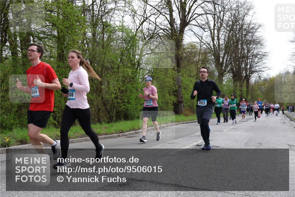 12.04.2026 - 45. Internationalen Wilhelmsburger Insellauf Yannick Fuchs http://msf.ph/oto/9506015 12.04.2026 12:59:08 Laufen 2689, 688, 4250, 2922, 5425 meine-sportfotos.de