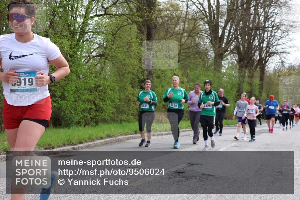 12.04.2026 - 45. Internationalen Wilhelmsburger Insellauf Yannick Fuchs http://msf.ph/oto/9506024 12.04.2026 12:59:11 Laufen 919, 5425, 5426, 5069, 978, 5431 meine-sportfotos.de