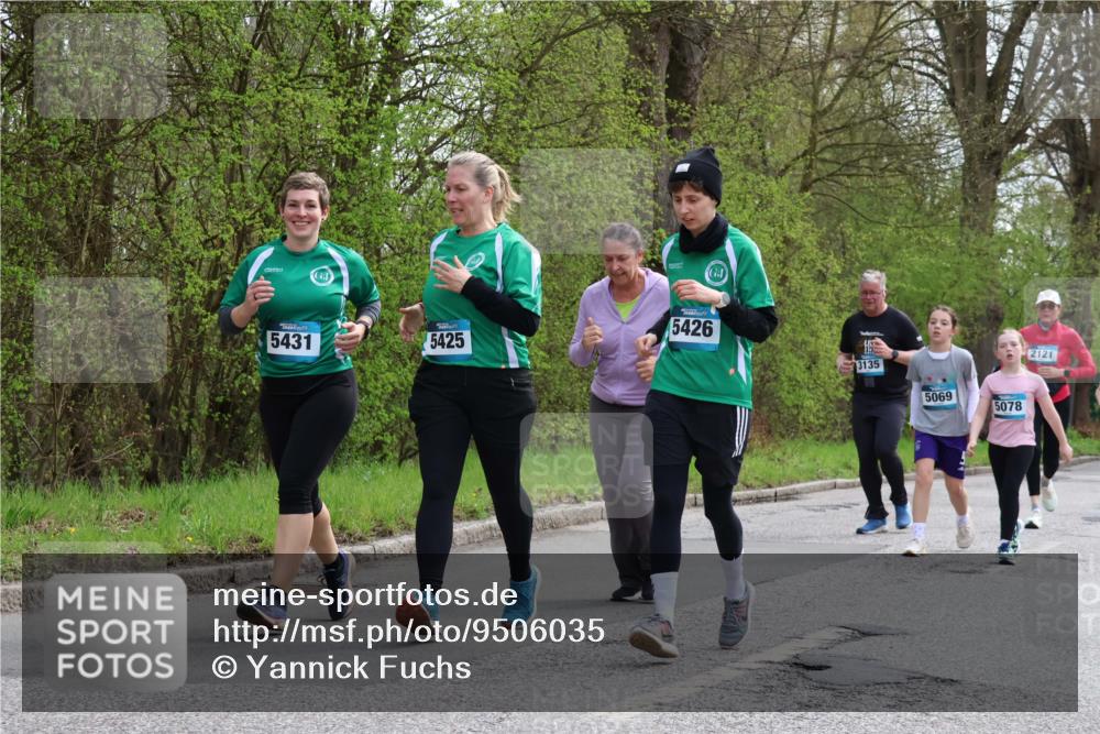 12.04.2026 - 45. Internationalen Wilhelmsburger Insellauf Yannick Fuchs http://msf.ph/oto/9506035 12.04.2026 12:59:13 Laufen 5431, 5425, 5426, 3135, 5069, 5078, 2121 meine-sportfotos.de