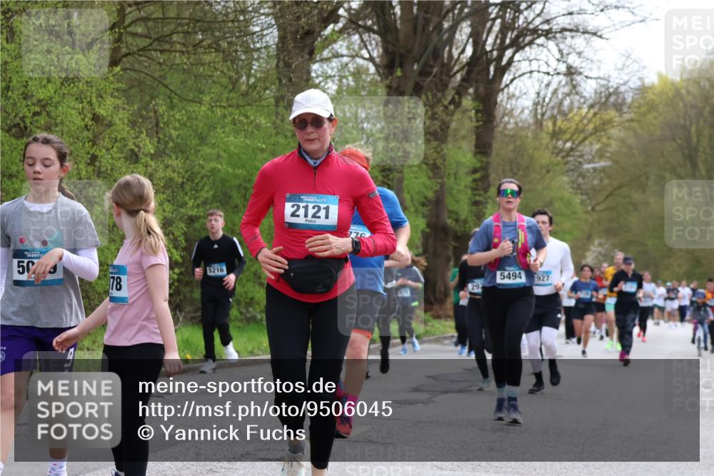12.04.2026 - 45. Internationalen Wilhelmsburger Insellauf Yannick Fuchs http://msf.ph/oto/9506045 12.04.2026 12:59:15 Laufen 50, 78, 5216, 2121, 776, 5494, 927, 292 meine-sportfotos.de