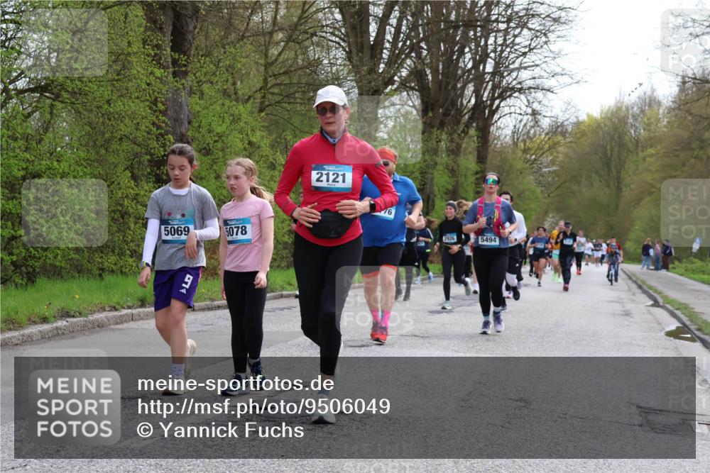 12.04.2026 - 45. Internationalen Wilhelmsburger Insellauf Yannick Fuchs http://msf.ph/oto/9506049 12.04.2026 12:59:16 Laufen 5069, 9, 5078, 2121, 2926, 5494 meine-sportfotos.de
