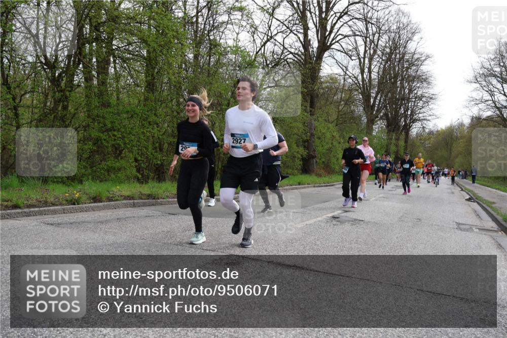 12.04.2026 - 45. Internationalen Wilhelmsburger Insellauf Yannick Fuchs http://msf.ph/oto/9506071 12.04.2026 12:59:21 Laufen 20, 2927 meine-sportfotos.de