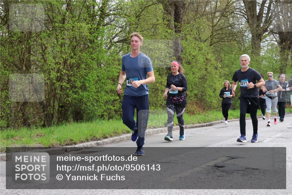 12.04.2026 - 45. Internationalen Wilhelmsburger Insellauf Yannick Fuchs http://msf.ph/oto/9506143 12.04.2026 12:59:39 Laufen 49, 4967, 4857, 3211 meine-sportfotos.de