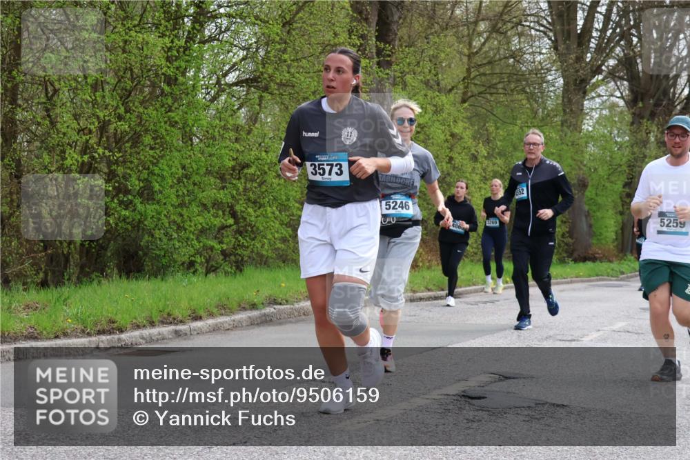 12.04.2026 - 45. Internationalen Wilhelmsburger Insellauf Yannick Fuchs http://msf.ph/oto/9506159 12.04.2026 12:59:42 Laufen 4, 3573, 5246, 20, 3269, 486, 5259 meine-sportfotos.de