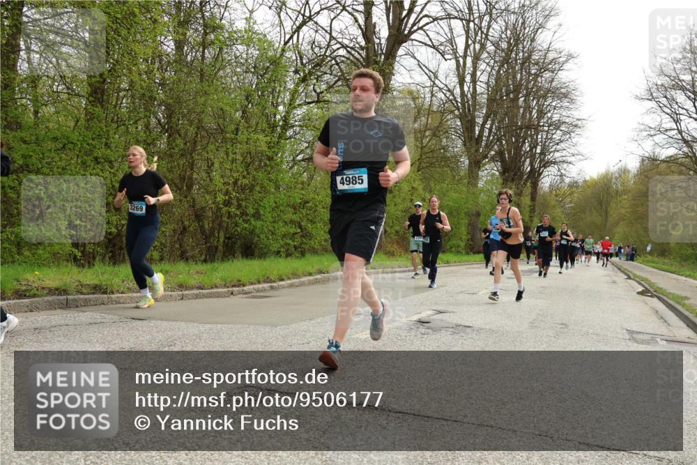12.04.2026 - 45. Internationalen Wilhelmsburger Insellauf Yannick Fuchs http://msf.ph/oto/9506177 12.04.2026 12:59:47 Laufen 3269, 4985 meine-sportfotos.de