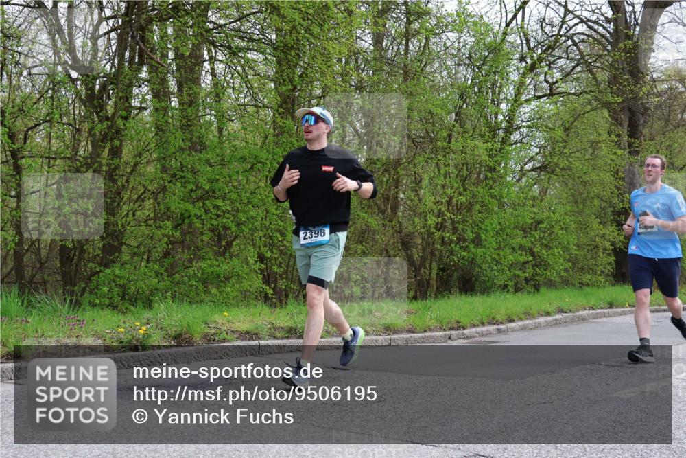 12.04.2026 - 45. Internationalen Wilhelmsburger Insellauf Yannick Fuchs http://msf.ph/oto/9506195 12.04.2026 12:59:50 Laufen 2396 meine-sportfotos.de