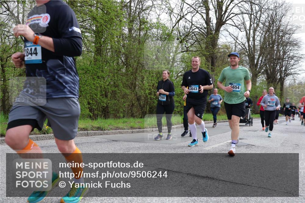 12.04.2026 - 45. Internationalen Wilhelmsburger Insellauf Yannick Fuchs http://msf.ph/oto/9506244 12.04.2026 13:00:01 Laufen 844, 2260, 3643, 3791, 654, 3733, 3932 meine-sportfotos.de
