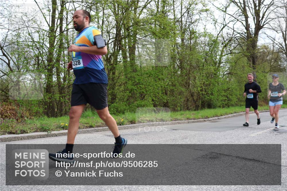 12.04.2026 - 45. Internationalen Wilhelmsburger Insellauf Yannick Fuchs http://msf.ph/oto/9506285 12.04.2026 13:00:10 Laufen 328, 5282, 4930 meine-sportfotos.de