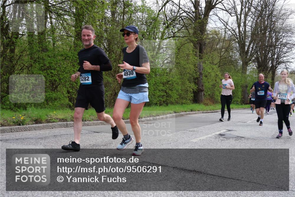 12.04.2026 - 45. Internationalen Wilhelmsburger Insellauf Yannick Fuchs http://msf.ph/oto/9506291 12.04.2026 13:00:11 Laufen 5282, 4930, 4664, 4771 meine-sportfotos.de