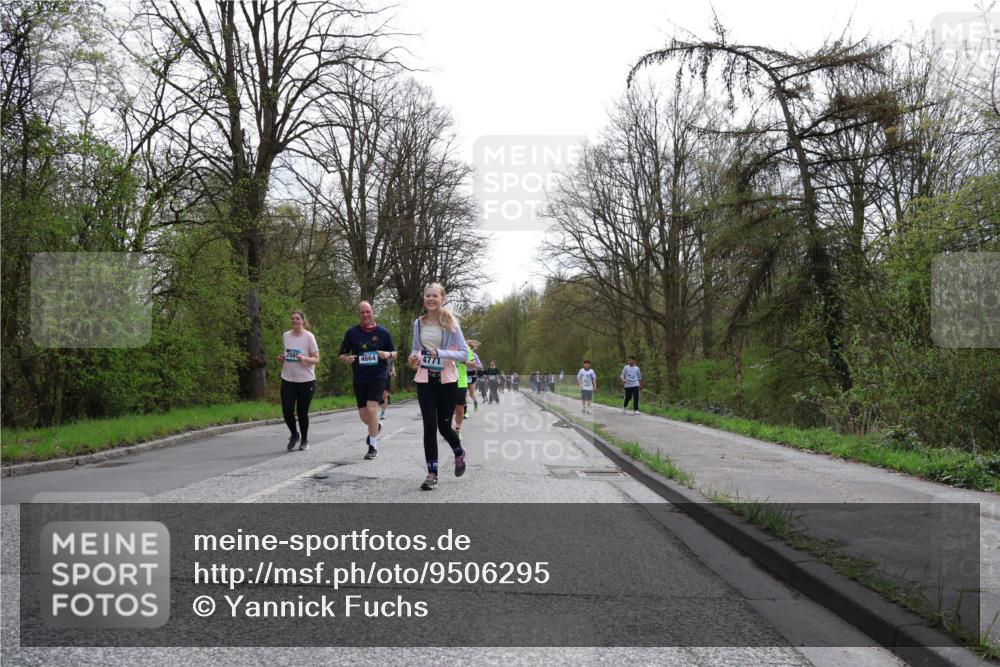 12.04.2026 - 45. Internationalen Wilhelmsburger Insellauf Yannick Fuchs http://msf.ph/oto/9506295 12.04.2026 13:00:12 Laufen 4664, 4771 meine-sportfotos.de