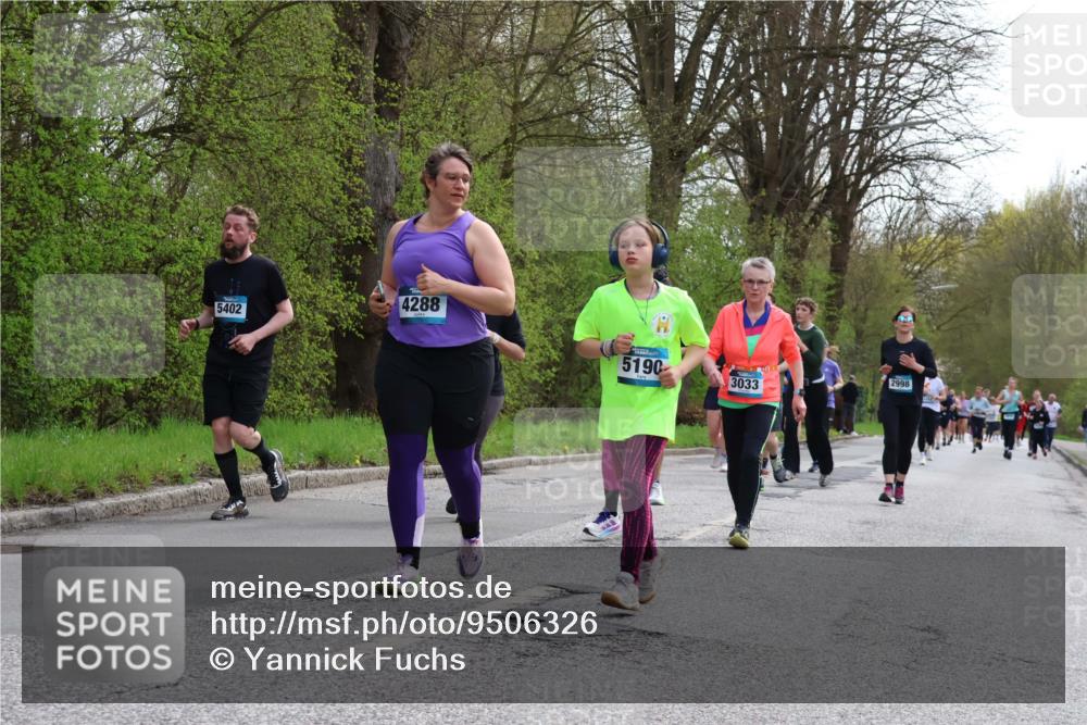 12.04.2026 - 45. Internationalen Wilhelmsburger Insellauf Yannick Fuchs http://msf.ph/oto/9506326 12.04.2026 13:00:18 Laufen 4288, 5402, 5190, 2998, 3033 meine-sportfotos.de