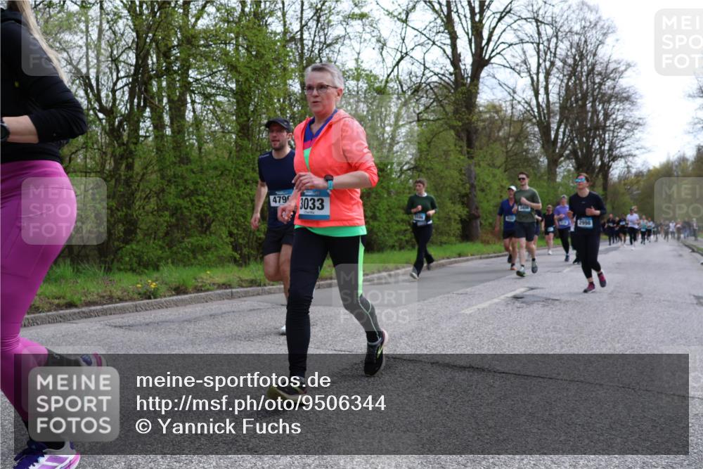 12.04.2026 - 45. Internationalen Wilhelmsburger Insellauf Yannick Fuchs http://msf.ph/oto/9506344 12.04.2026 13:00:22 Laufen 479, 3033, 3400, 2998 meine-sportfotos.de