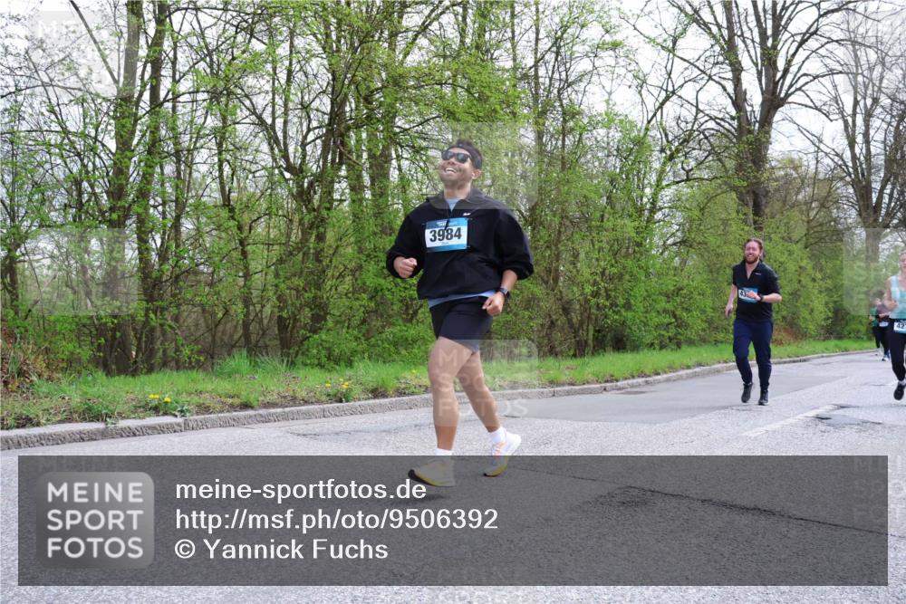 12.04.2026 - 45. Internationalen Wilhelmsburger Insellauf Yannick Fuchs http://msf.ph/oto/9506392 12.04.2026 13:00:31 Laufen 3984 meine-sportfotos.de