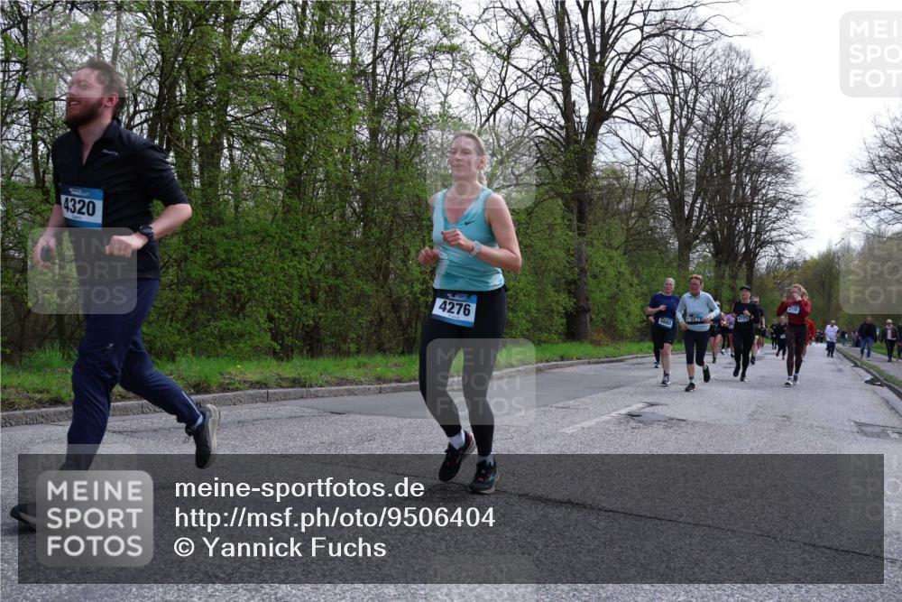 12.04.2026 - 45. Internationalen Wilhelmsburger Insellauf Yannick Fuchs http://msf.ph/oto/9506404 12.04.2026 13:00:33 Laufen 4320, 4276, 4720, 4721 meine-sportfotos.de