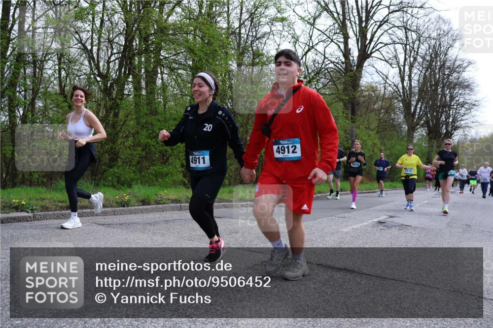 12.04.2026 - 45. Internationalen Wilhelmsburger Insellauf Yannick Fuchs http://msf.ph/oto/9506452 12.04.2026 13:00:42 Laufen 20, 20, 4911, 4912, 5819, 3115, 1126 meine-sportfotos.de