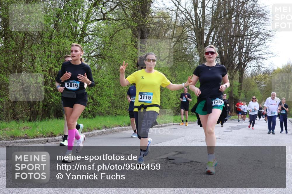 12.04.2026 - 45. Internationalen Wilhelmsburger Insellauf Yannick Fuchs http://msf.ph/oto/9506459 12.04.2026 13:00:44 Laufen 5819, 3115, 468, 1519, 726, 4776, 4770 meine-sportfotos.de