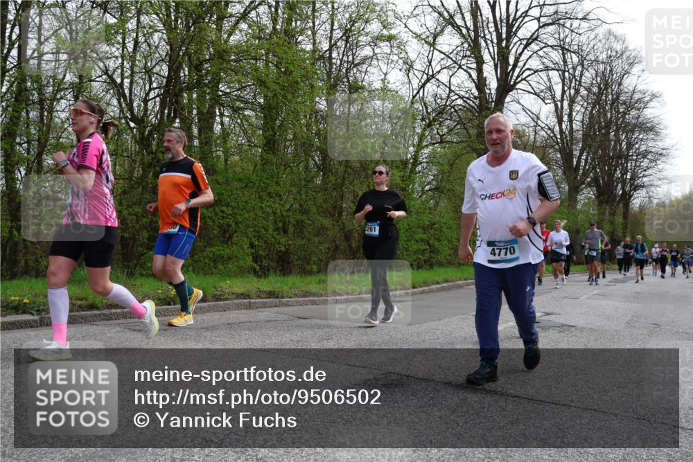 12.04.2026 - 45. Internationalen Wilhelmsburger Insellauf Yannick Fuchs http://msf.ph/oto/9506502 12.04.2026 13:00:52 Laufen 261, 24, 4770 meine-sportfotos.de